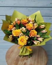 Букет цветов из:  Альстромерии и Розы в Гусиноозерске