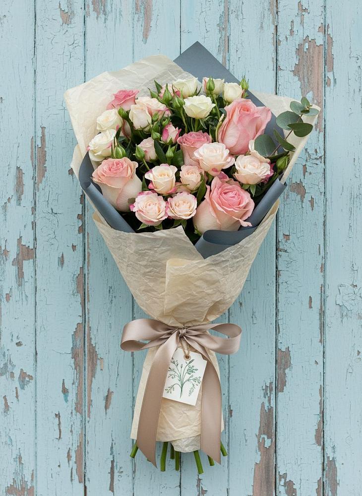 Букет цветов из: Розы в Гусиноозерске