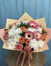 Букет цветов из:  Розы, Герберы и Хризантемы в Гусиноозерске