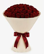 Букет 101 Бордовая роза Блэк Бакарра в Гусиноозерске