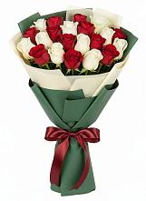 Букет Микс из красных и белых роз #REPLACE_PRED# Гусиноозерске