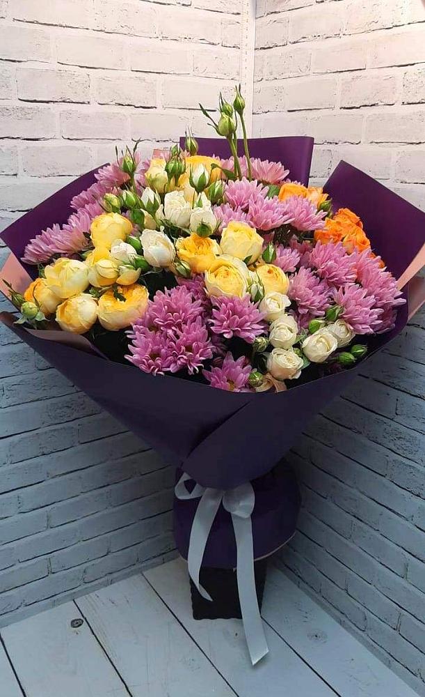 Букет цветов из: Хризантемы и Розы в Гусиноозерске