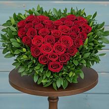 Цветочная композиция из Розы в виде сердца в Гусиноозерске