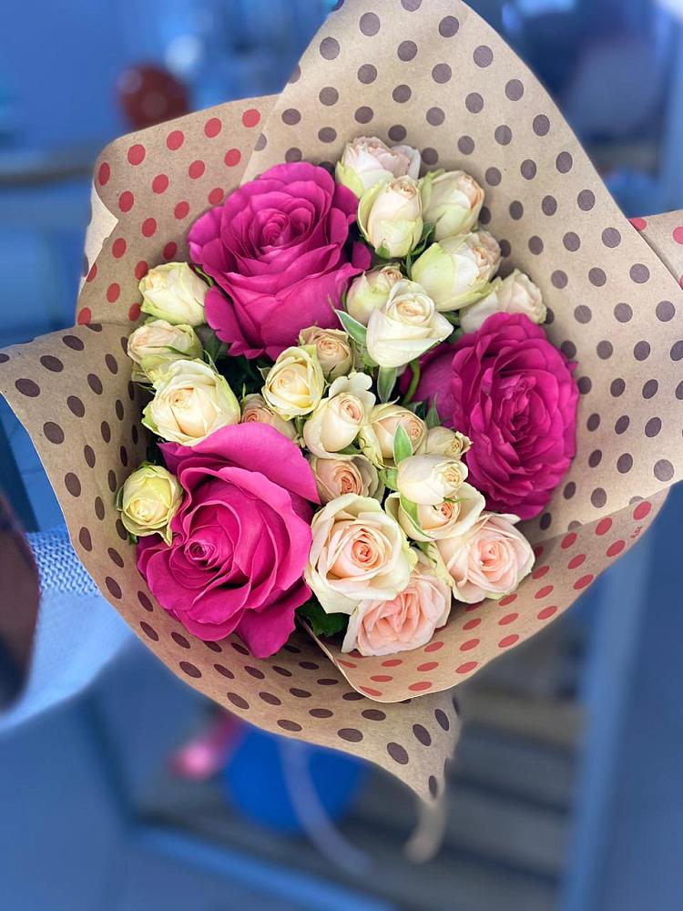 Букет цветов из: Розы в Гусиноозерске