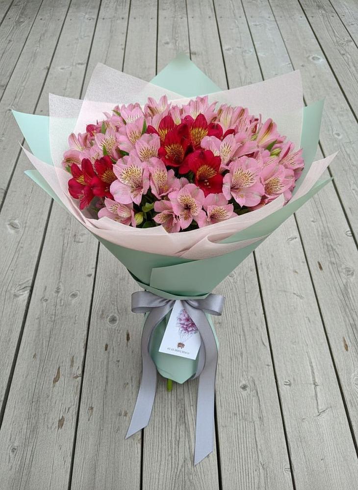 Букет цветов из: Альстромерии в Гусиноозерске