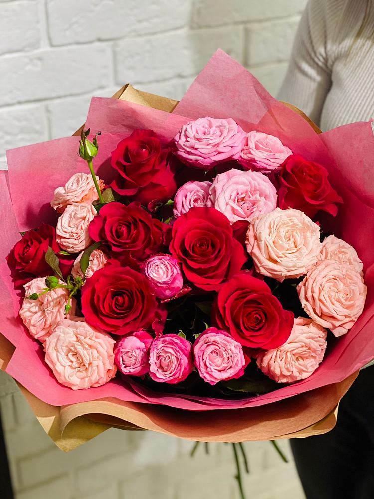 Букет цветов из: Розы в Гусиноозерске
