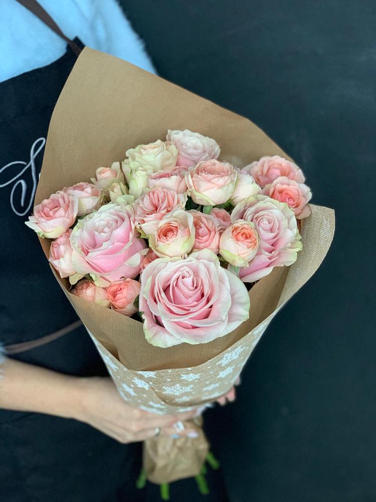 Букет цветов из: Хризантемы и Розы в Гусиноозерске