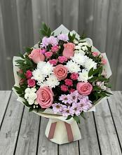Букет цветов из:  Альстромерии, Гвоздики, Розы и Хризантемы в Гусиноозерске