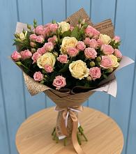 Букет цветов из:  Розы в Гусиноозерске