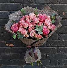 Букет цветов из:  Розы в Гусиноозерске